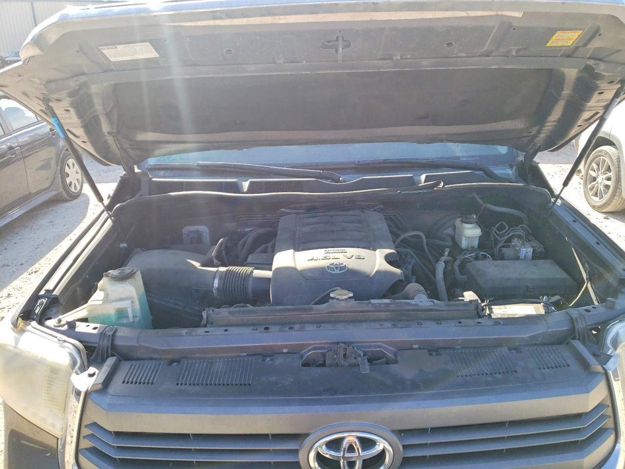 2015 Toyota Tundra SR5