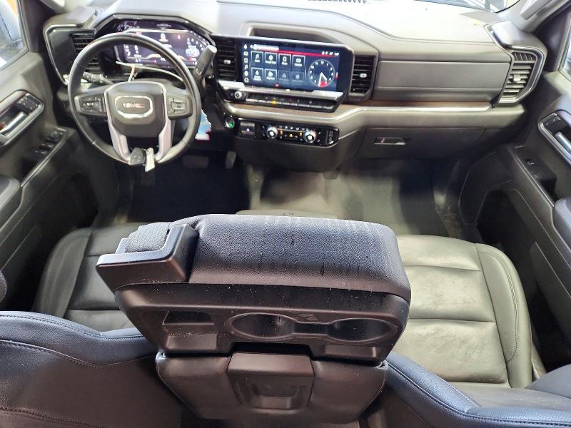2025 GMC Sierra C1500 slt