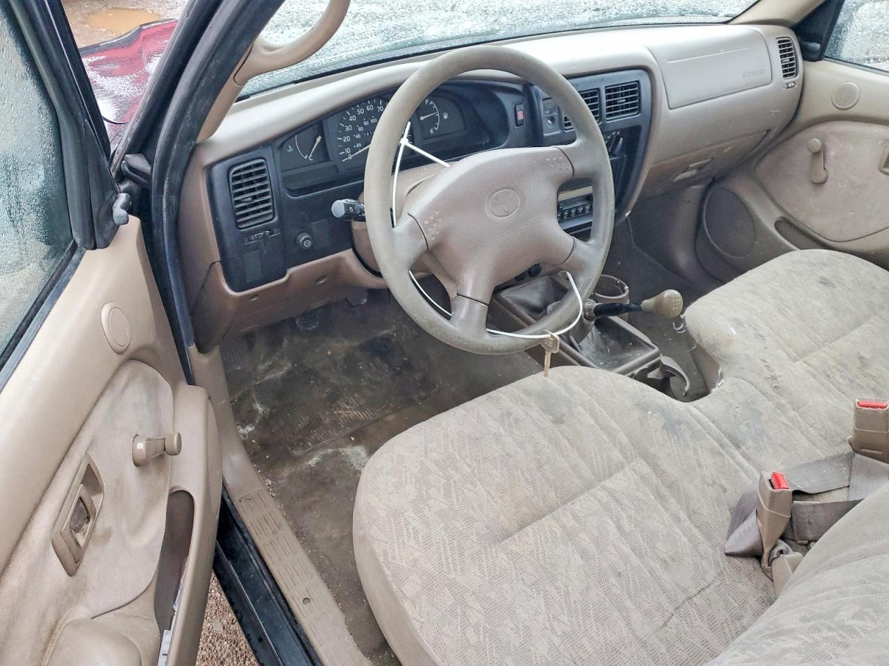 2002 Toyota Tacoma Base