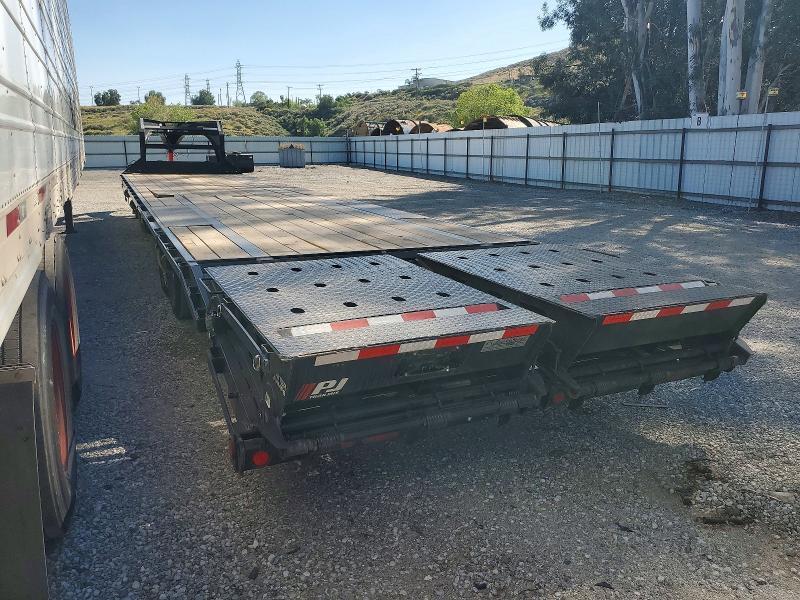 2026 PJ Ls402 Equipment Trailer