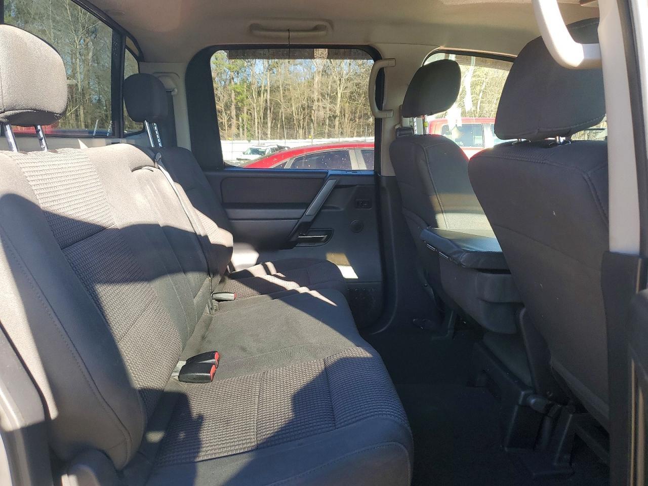 2009 Nissan Titan XE