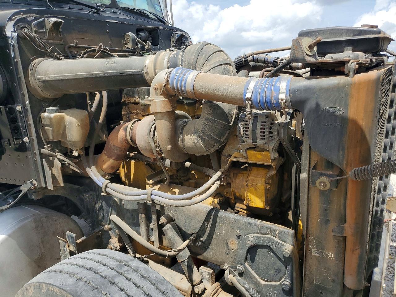 2004 Peterbilt 378 Dump Truck