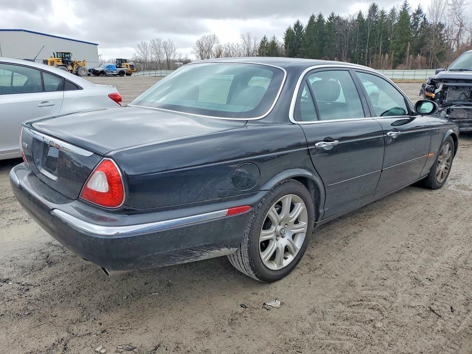 2004 Jaguar XJ8