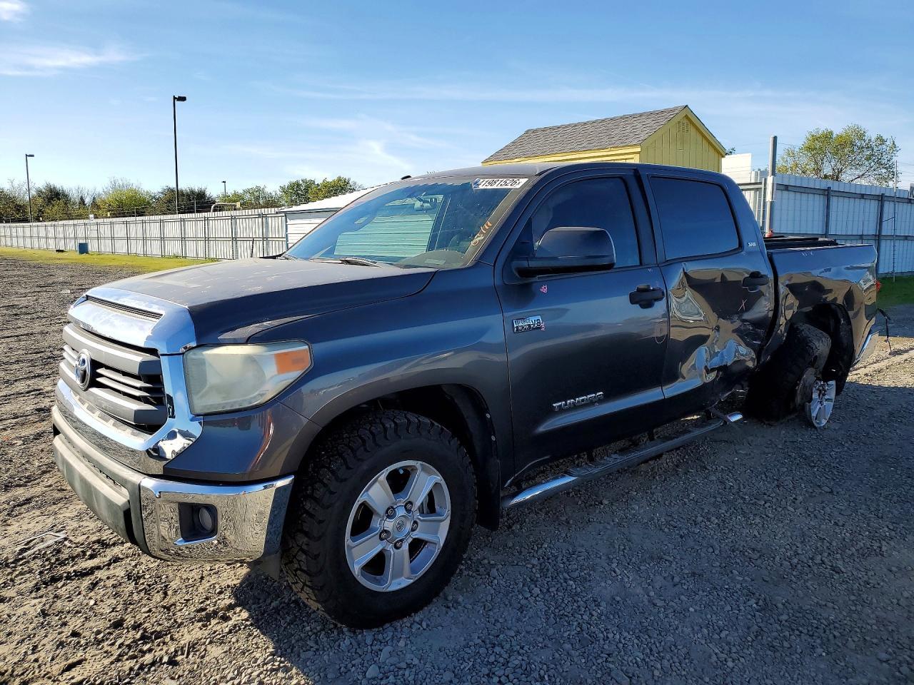 2014 Toyota Tundra SR5