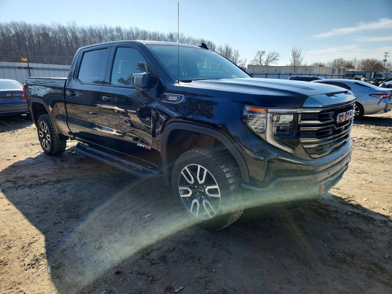 2024 GMC Sierra K1500 AT4