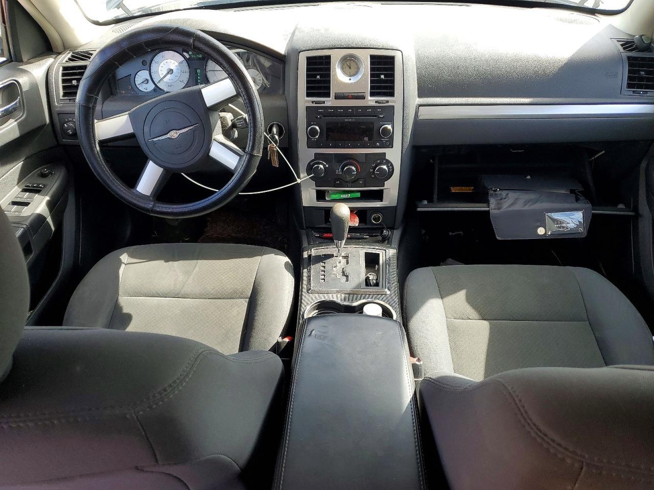 2010 Chrysler 300 Touring