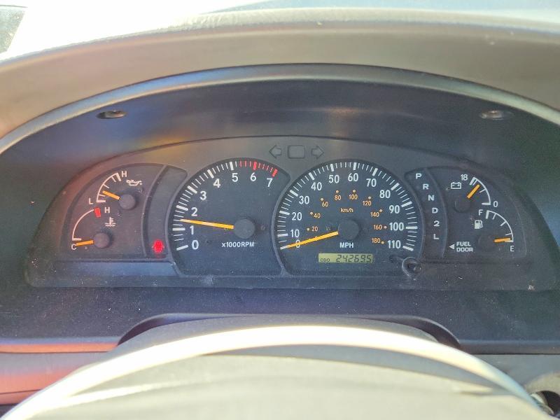 2002 Toyota Tundra SR5 V8