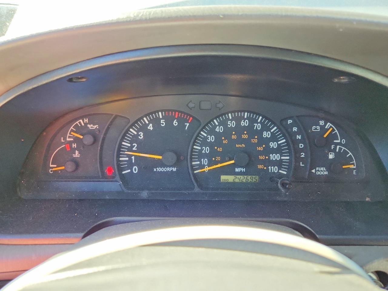 2002 Toyota Tundra SR5 V8
