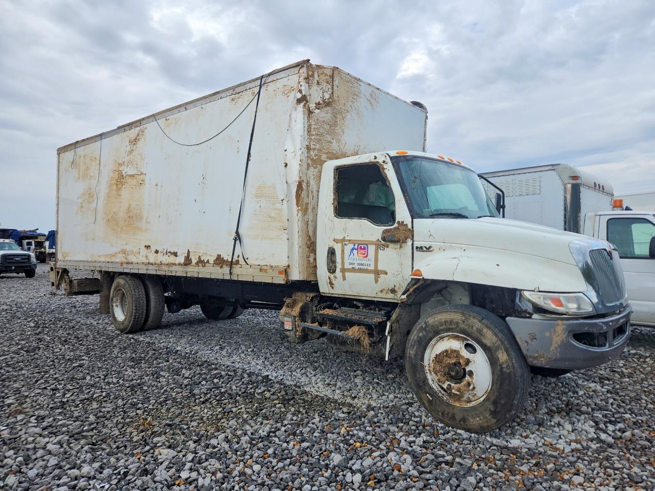 2022 International MV607 BOX Truck