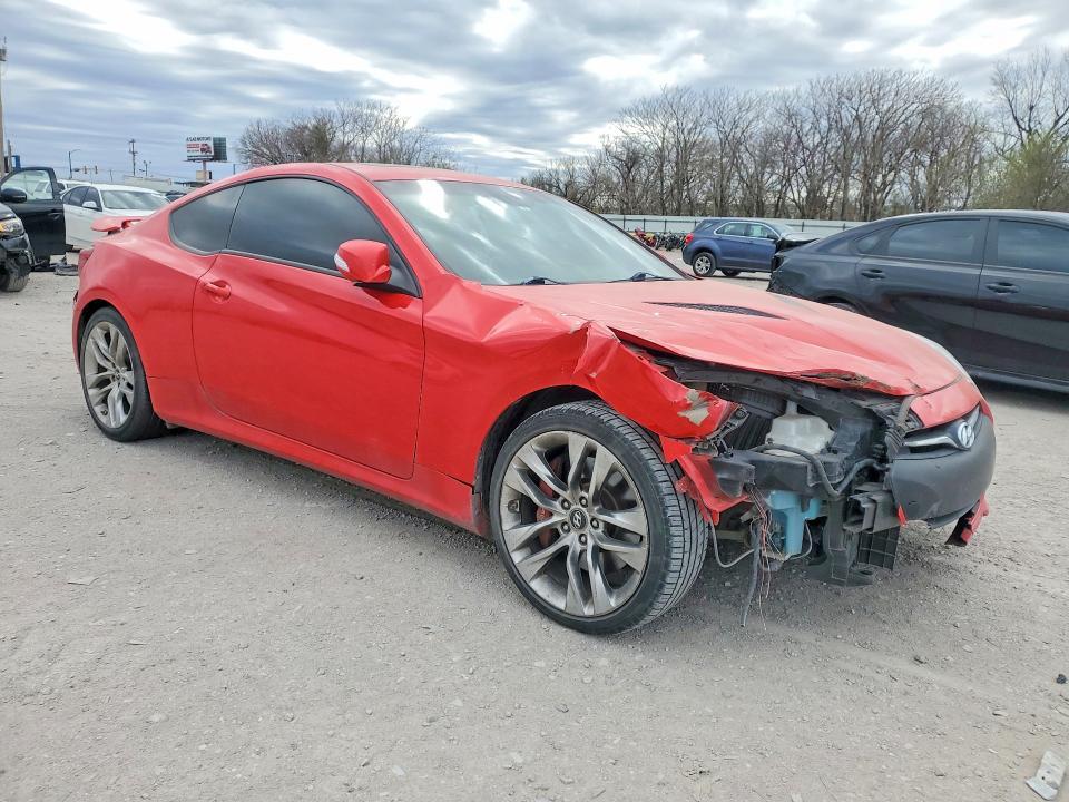 2013 Hyundai Genesis Coupe 3.8 Track