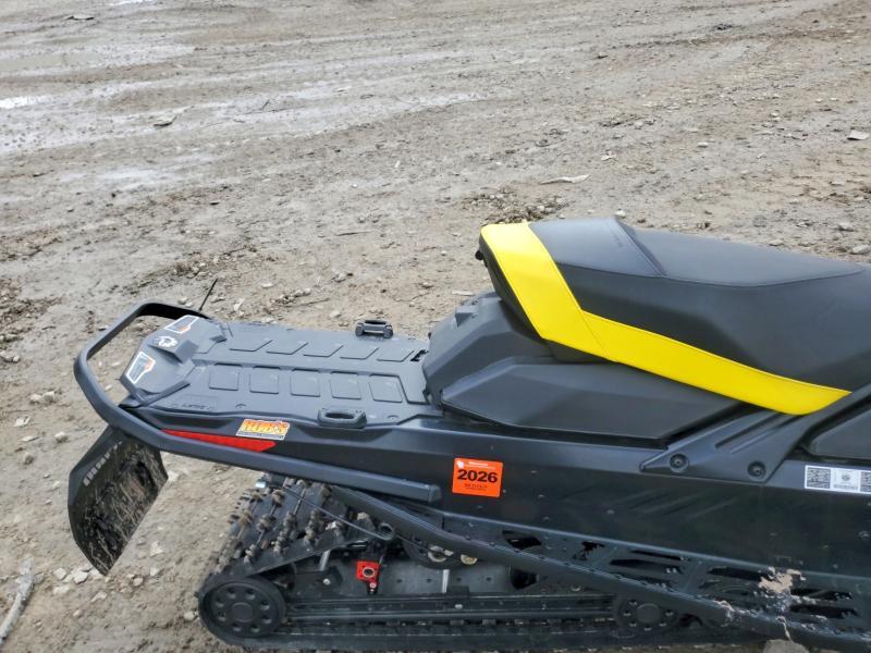 2021 Skidoo Renegade Adrenaline