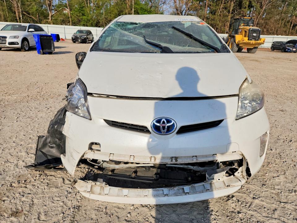 2015 Toyota Prius two