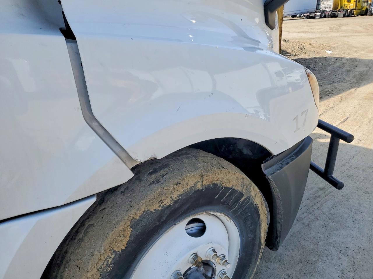 2022 Freigliner 2019 Freightliner Cascadia 126 Semi Truck