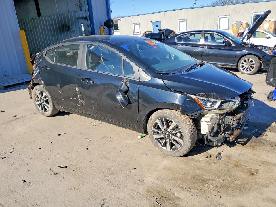 2020 Nissan Versa sv