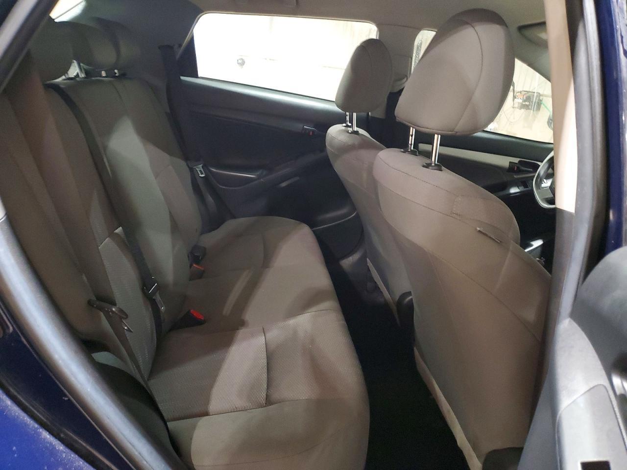 2012 Toyota Matrix l