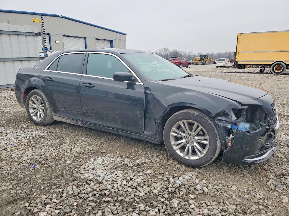 2016 Chrysler 300 Limited