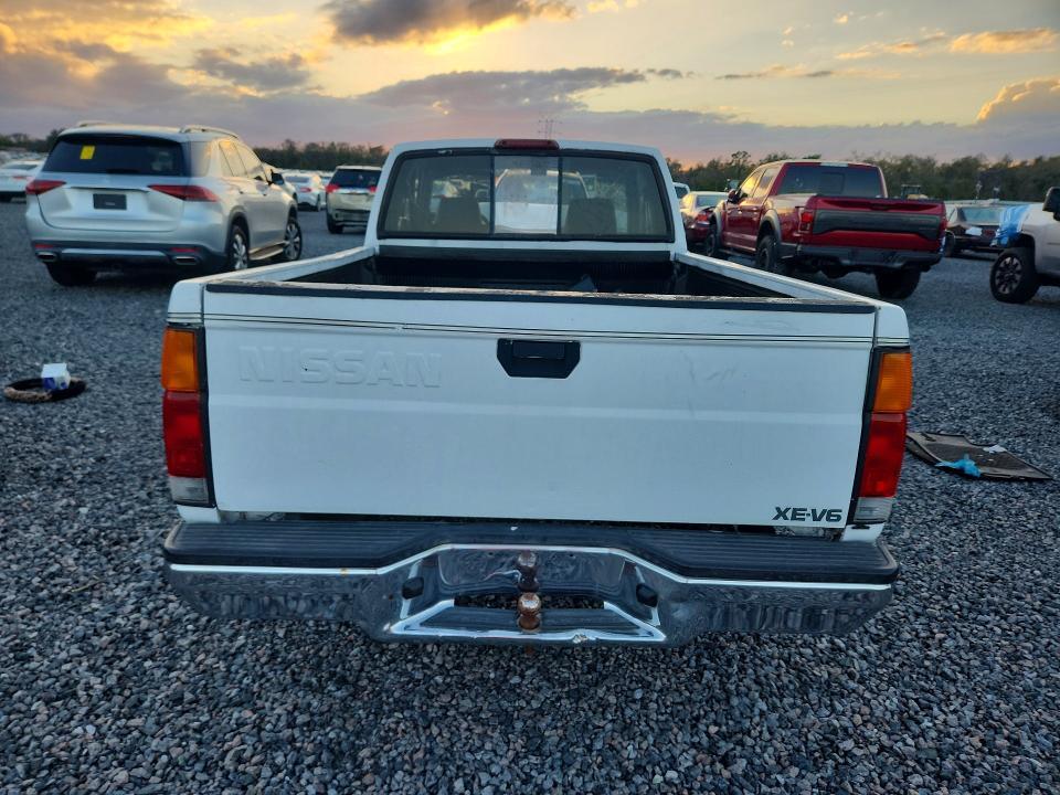 1995 Nissan Truck XE V6