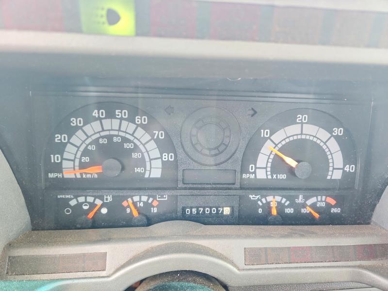 1999 Chevrolet C7500 Flatbed Truck