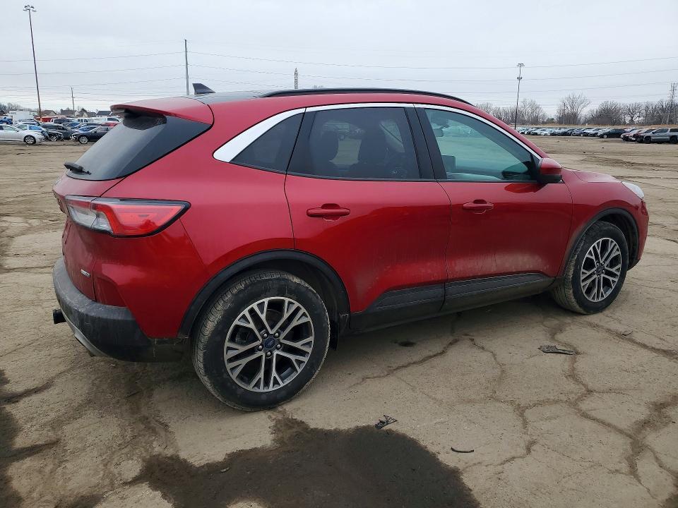 2020 Ford Escape sel