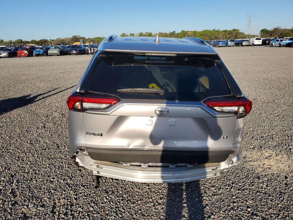 2021 Toyota Rav4 le