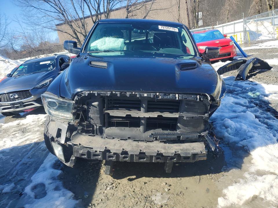 2014 Dodge RAM 1500 Sport