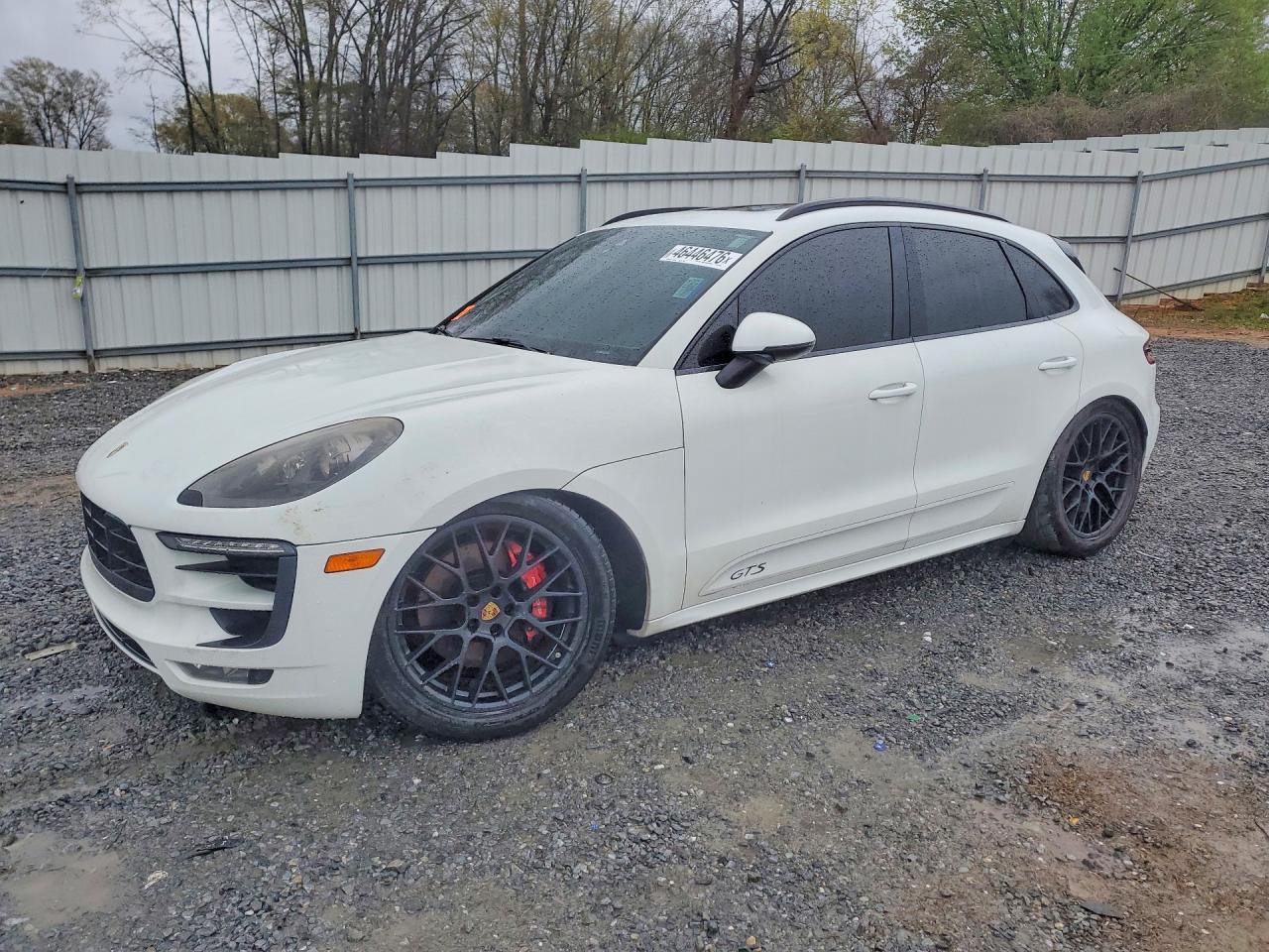 2017 Porsche Macan gts