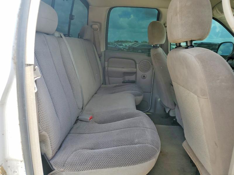 2005 Dodge RAM 1500 ST