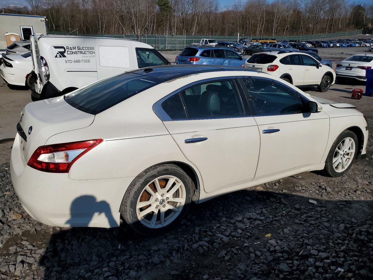 2010 Nissan Maxima 3.5 s