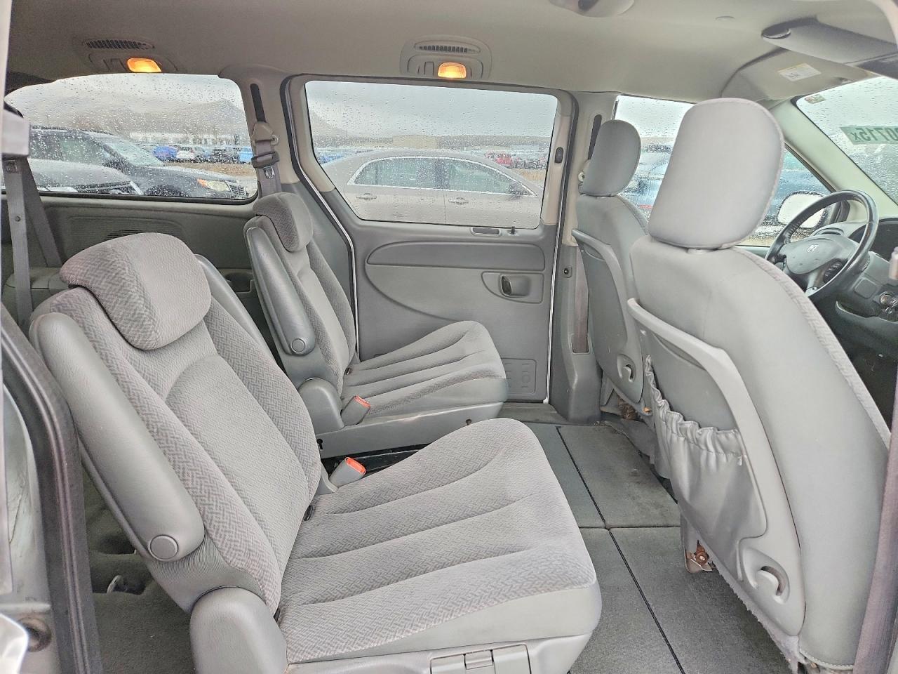 2006 Dodge Grand Caravan sxt