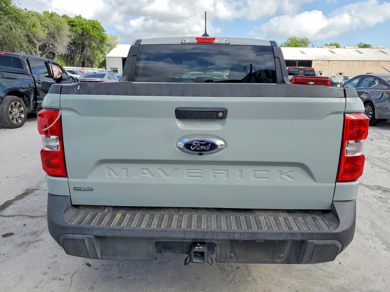2024 Ford Maverick XLT