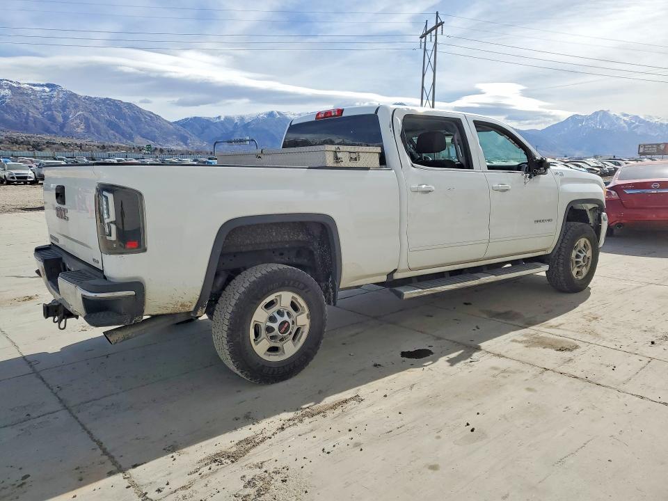 2016 GMC Sierra K2500 SLE