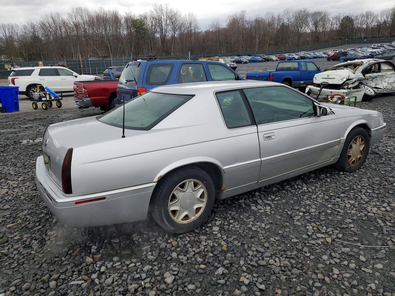 2001 Cadillac Eldorado esc