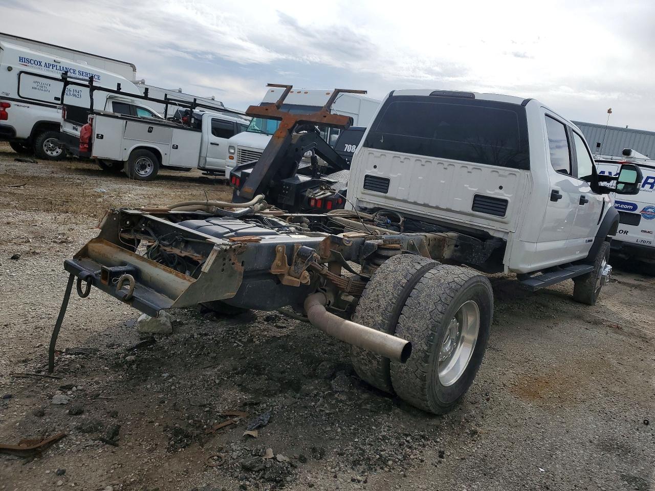 2017 Ford F450 Super Duty Truck Cab AND Chassis