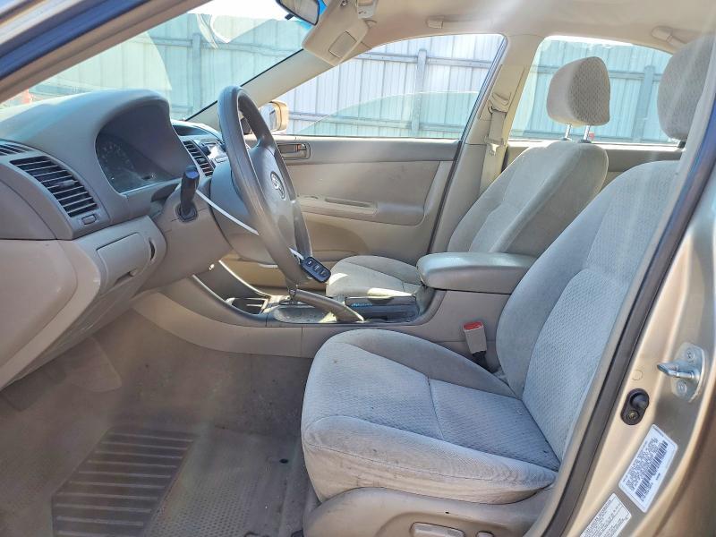 2003 Toyota Camry le