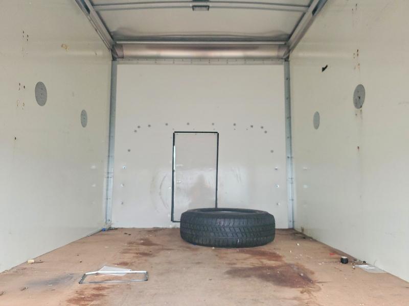 2022 Chevrolet Express box Truck