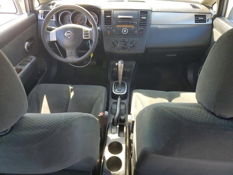 2011 Nissan Versa 1.8 s