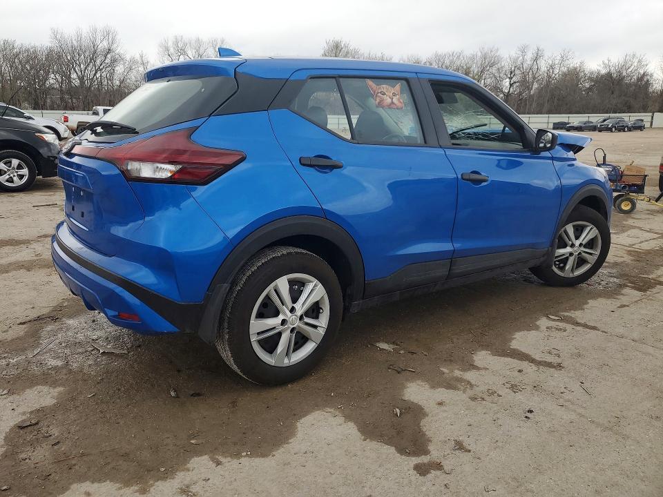 2025 Nissan Kicks Play s