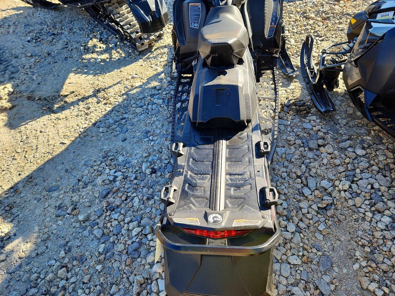 2023 Skidoo Snowmobile