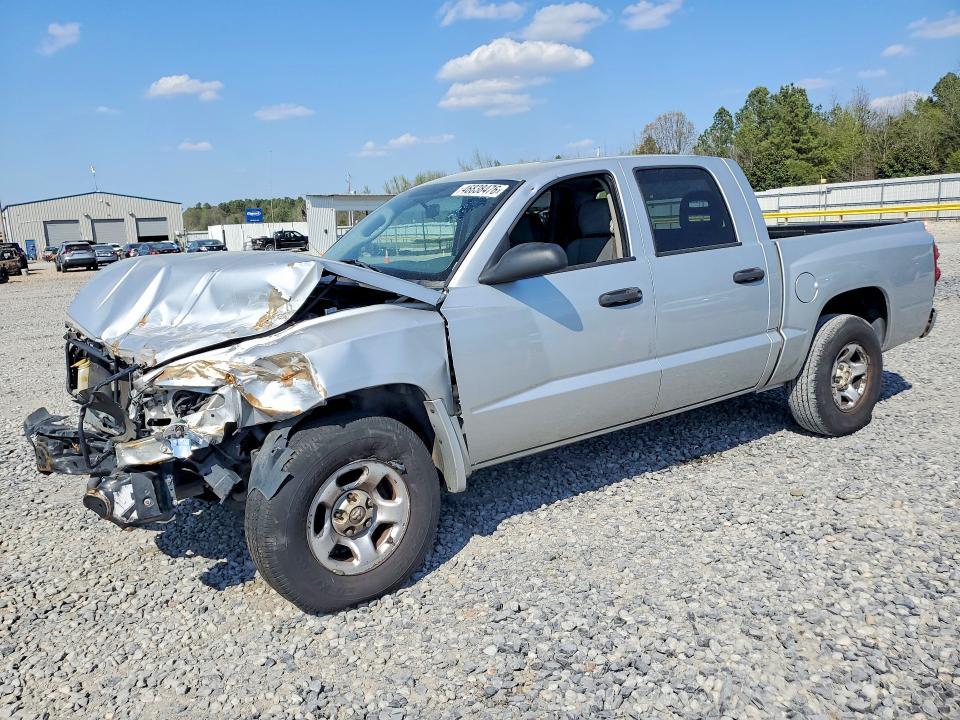 2005 Dodge Dakota Quattro