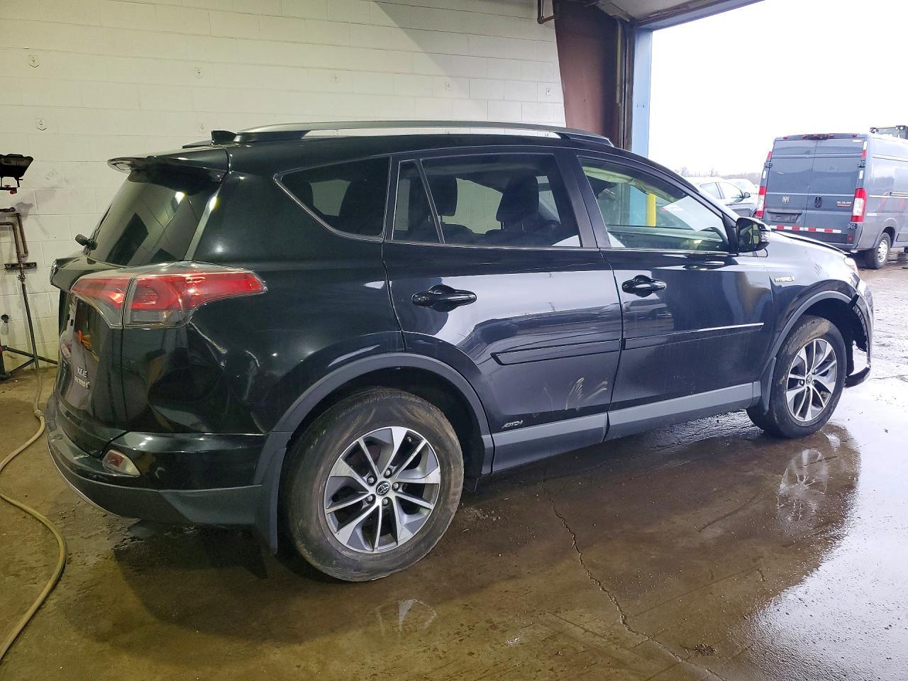 2018 Toyota Rav4 Hybrid xle