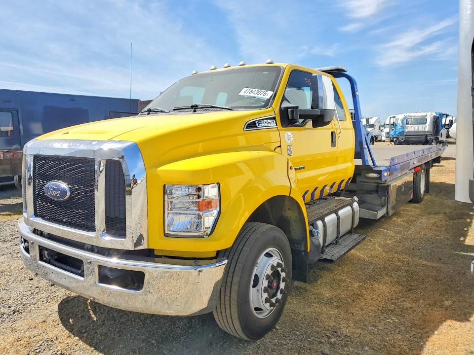 2021 Ford F650 Super