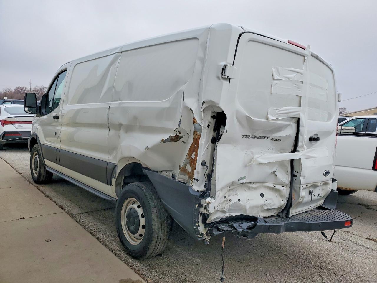 2019 Ford Transit T-250