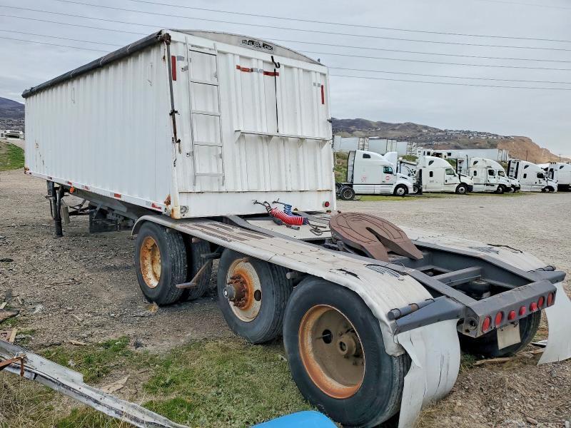 1998 Urwi 1998 Triple E Industries Hopper Bottom Grain Trail