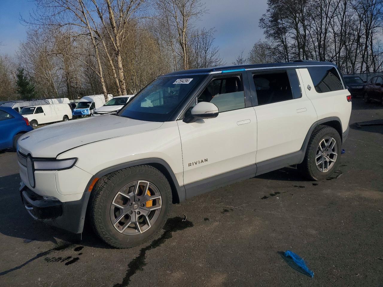 2023 Rivian R1S Adventure