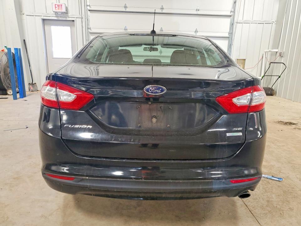 2016 Ford Fusion se