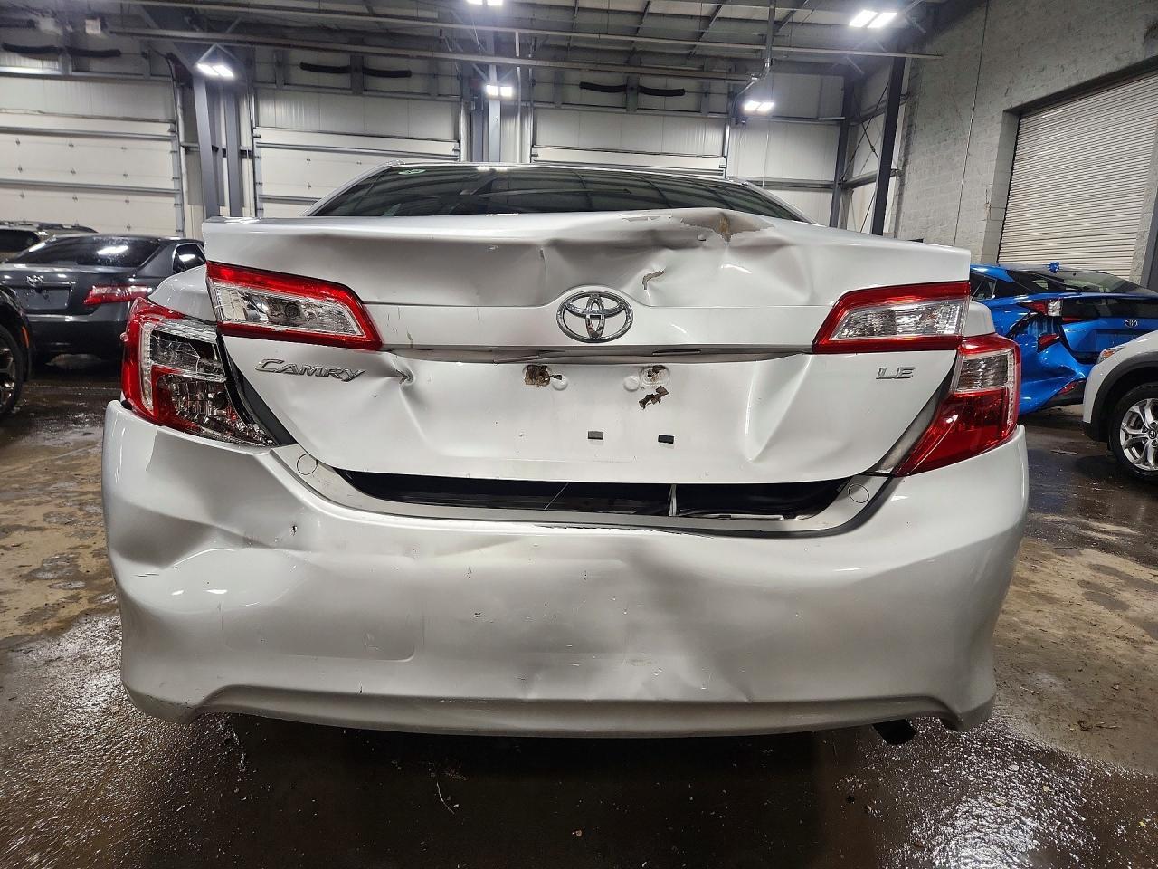 2014 Toyota Camry le