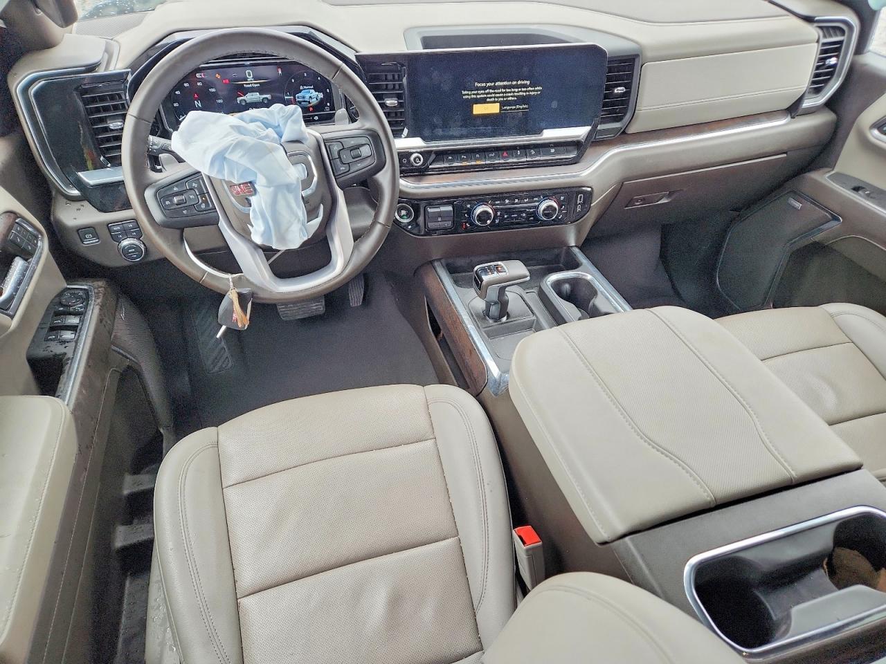 2024 GMC Sierra K1500 SLT