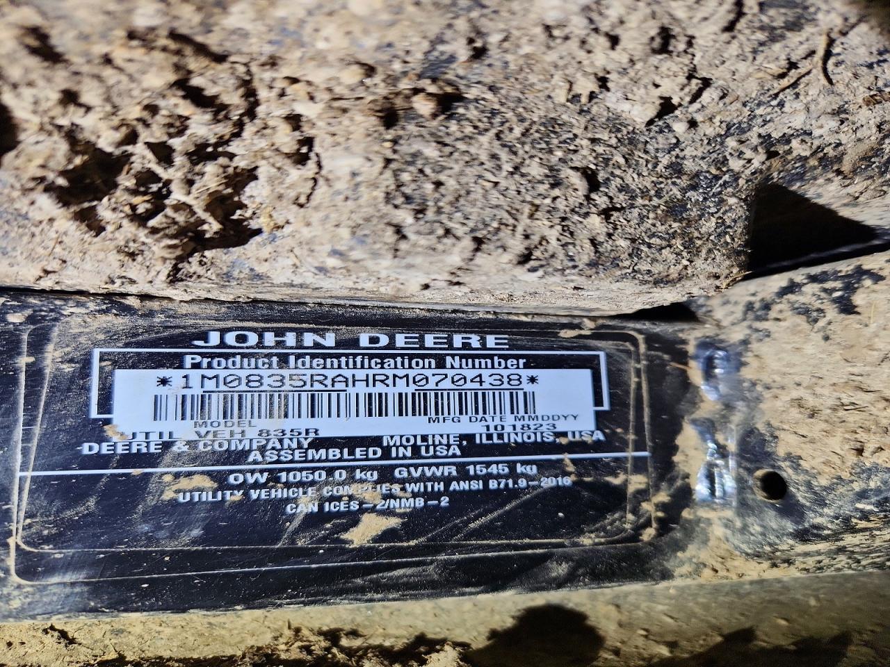 2024 John Deere XUV865R