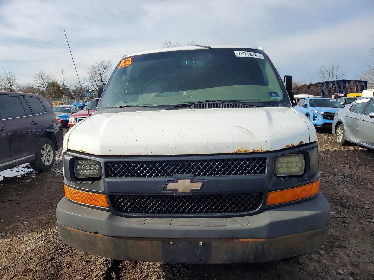 2013 Chev Express G2500
