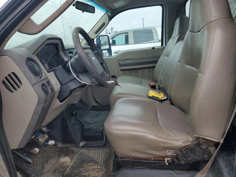 2008 Ford F350 Super Duty Flatbed Truck